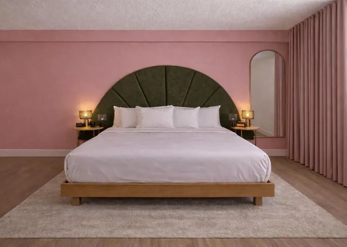 Abode House Hotel 4*