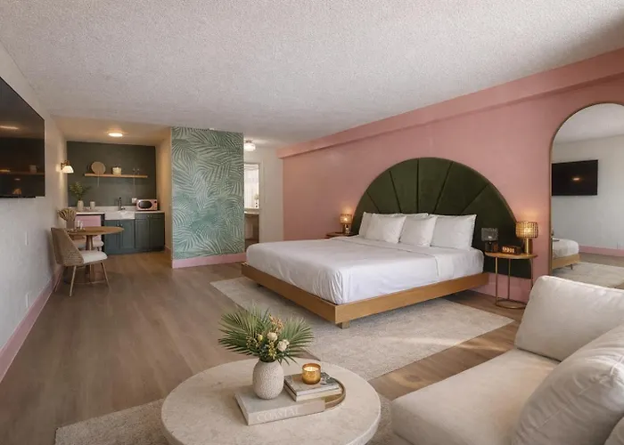 Hotel Abode House Clearwater Beach