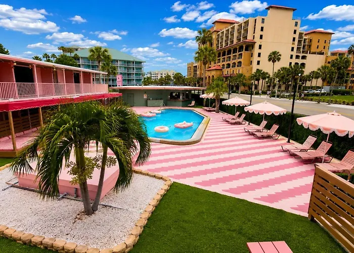 Abode House 4*