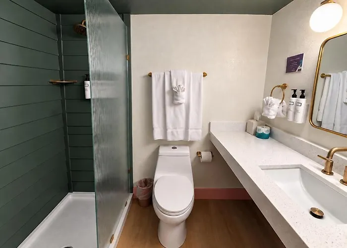 Hotel Abode House 4*